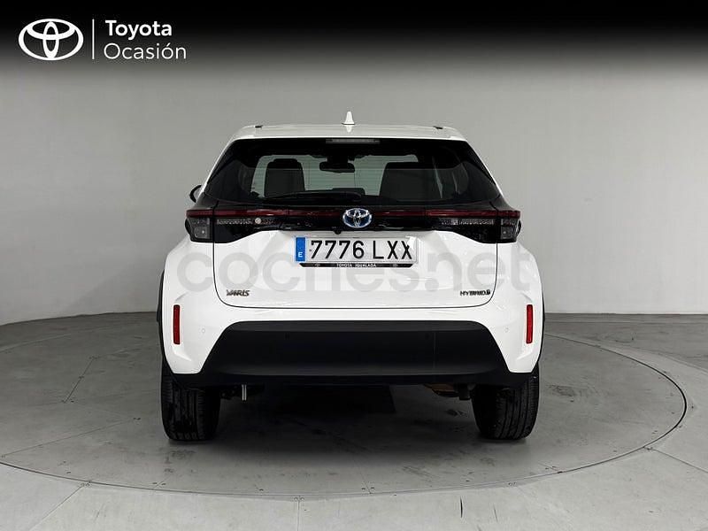 Usado Toyota Yaris Cross Active 116 CV (85 kW) 2022 Blanco SUV