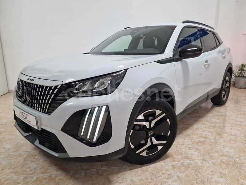 Usado Peugeot 2008 Allure 100 CV (73 kW) 2024 Blanco SUV