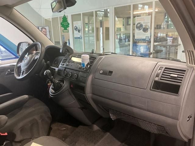 Usado VW Caravelle Comfortline 180 CV (132 kW) 2011 Monovolumen