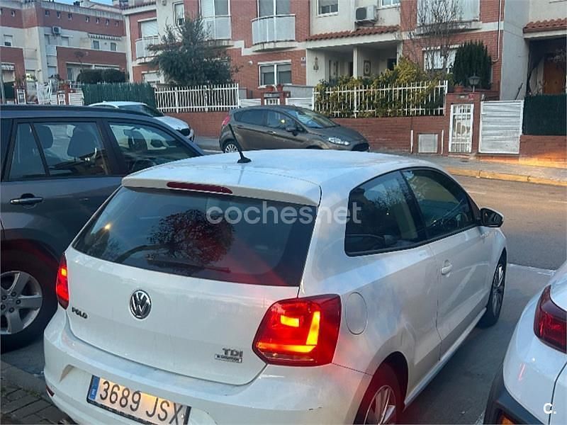 Usado VW Polo Sportline 90 CV (66 kW) 2016 Blanco Berlina