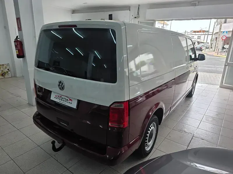 Usado VW T5 Pro 114 CV (83 kW) 2015 Granate Van