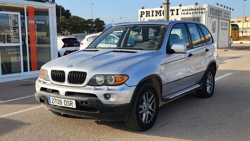 Gris Usado 2004 BMW X5 SUV | 2950 € - Imagen 1/4