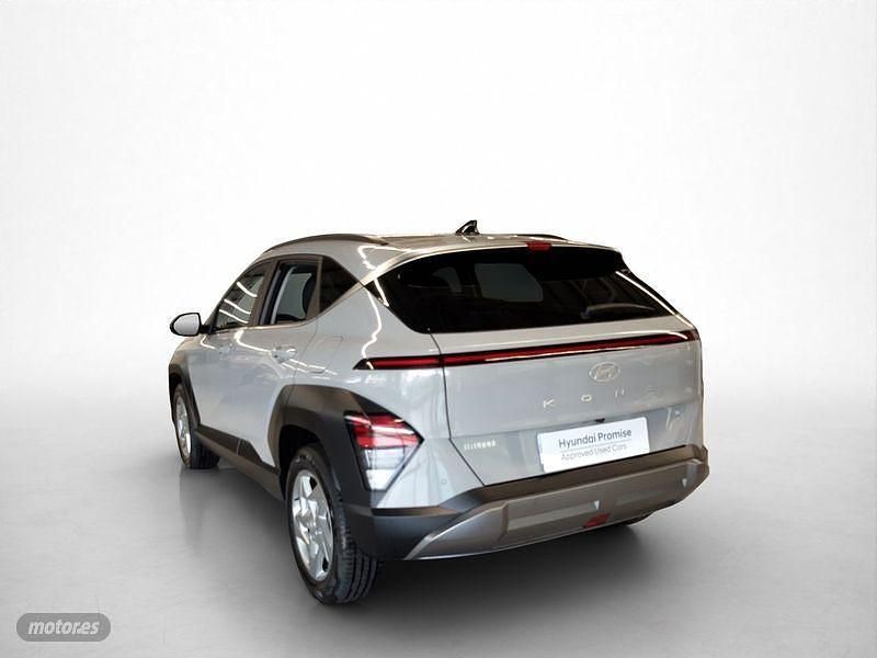Usado Hyundai Kona 120 CV (88 kW) 2024 Gris SUV