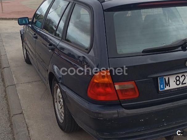 Usado BMW 320 136 CV (100 kW) 2000 Azul Familiar