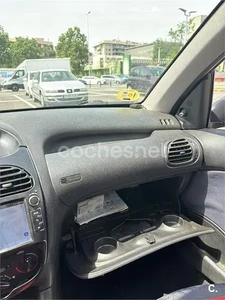 Begagnad Peugeot 206 75 HK (55 kW) 2001 Blå Sedan