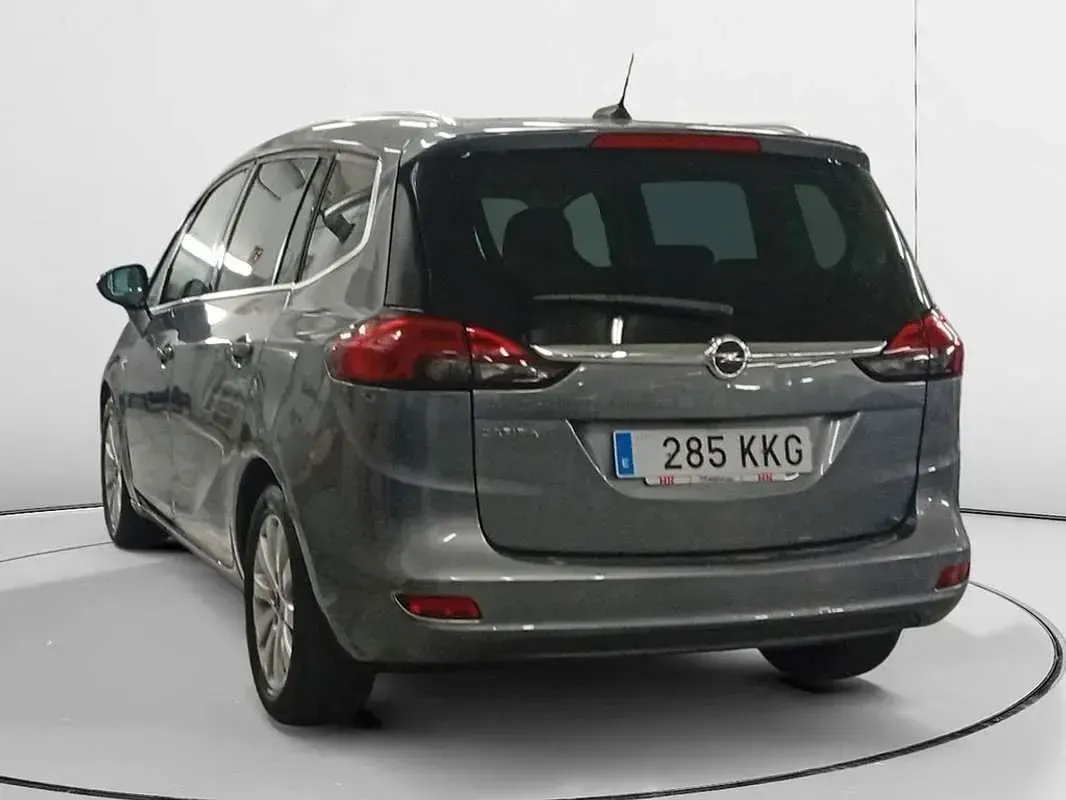 Usado Opel Zafira Excellence 140 CV (102 kW) 2018 Gris Monovolumen