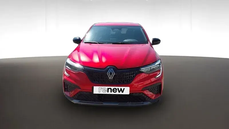 Begagnad Renault Arkana Techno 145 HK (106 kW) 2025 Röd SUV