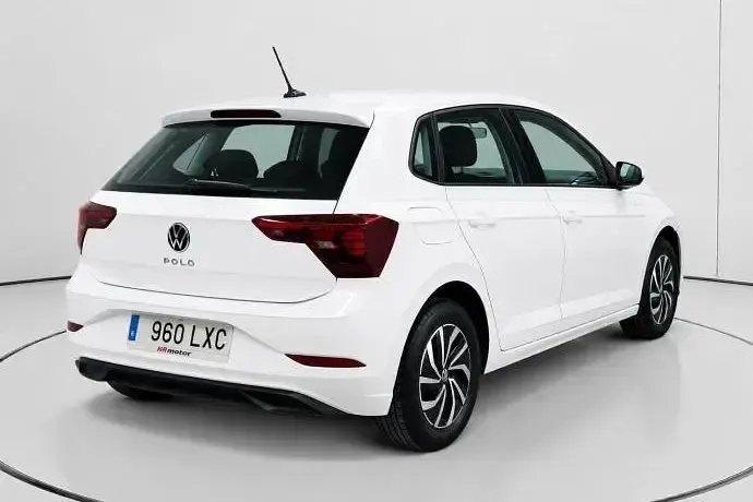 Usado VW Polo Life 95 CV (69 kW) 2022 Utilitario