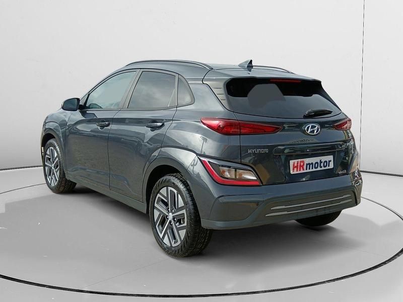 Usado Hyundai Kona 100 kW (136 CV) 2022 Gris SUV