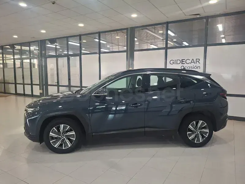 Usado Hyundai Tucson 150 CV (110 kW) 2022 Gris / plata SUV