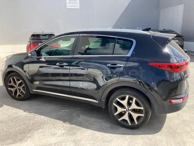 Usado Kia Sportage GT-Line 136 CV (100 kW) 2018 Negro SUV
