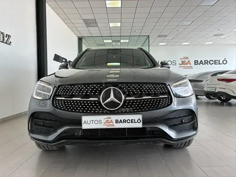 Usado Mercedes GLC220 170 CV (125 kW) 2019 Gris / plata SUV