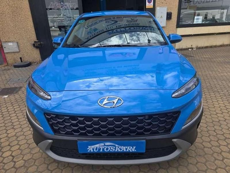 Usado Hyundai Kona 120 HP (88 kW) 2022 Azul SUV