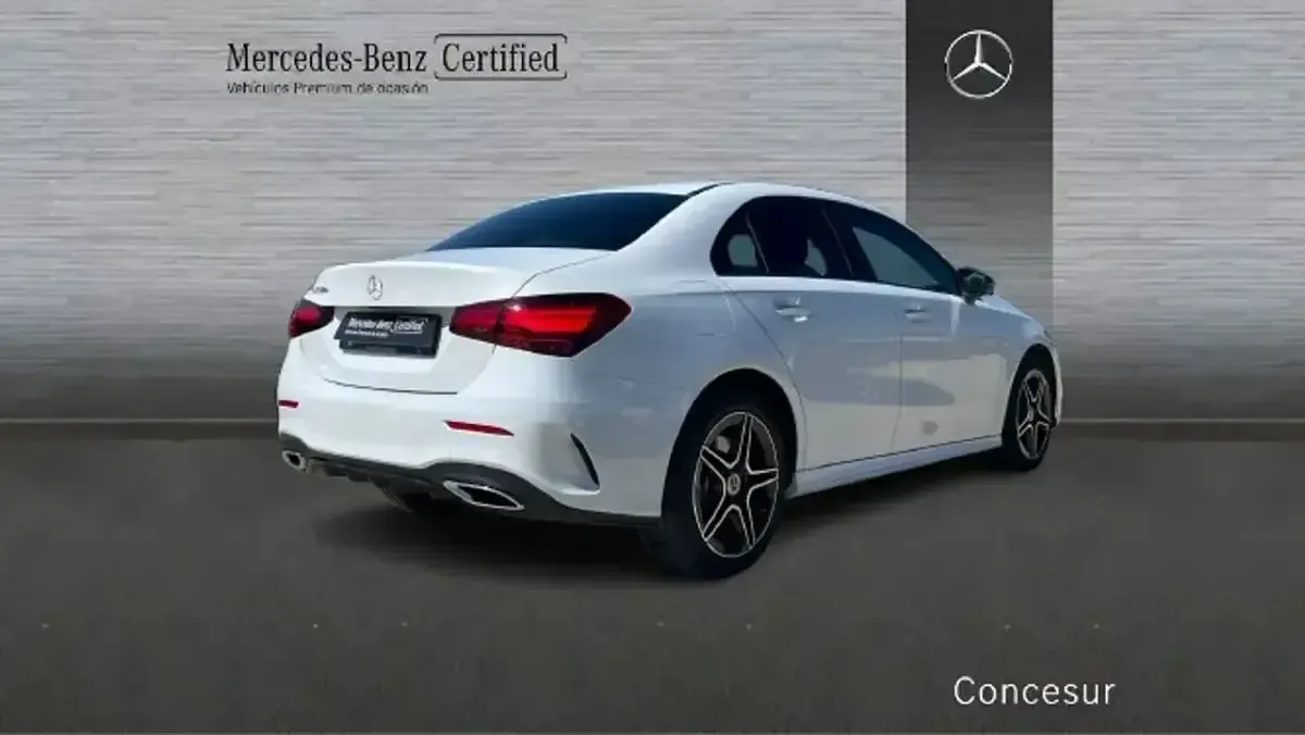 Usado Mercedes A250 217 CV (159 kW) 2024 Blanco Berlina