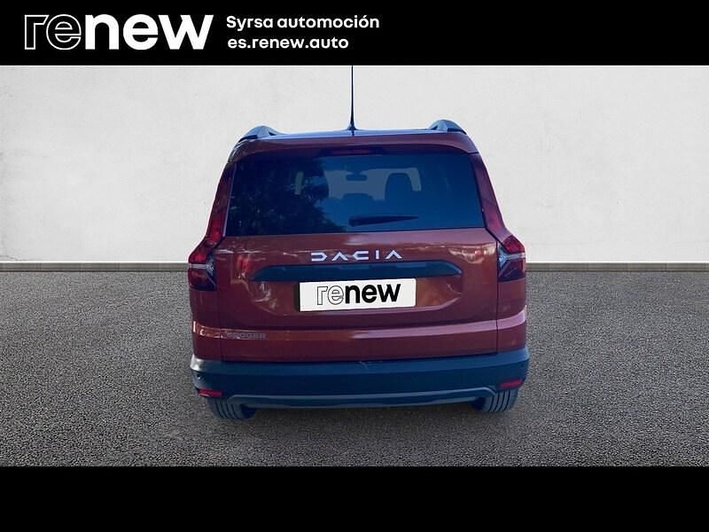 Usado Dacia Jogger Expression 110 CV (80 kW) 2024 Naranja Monovolumen