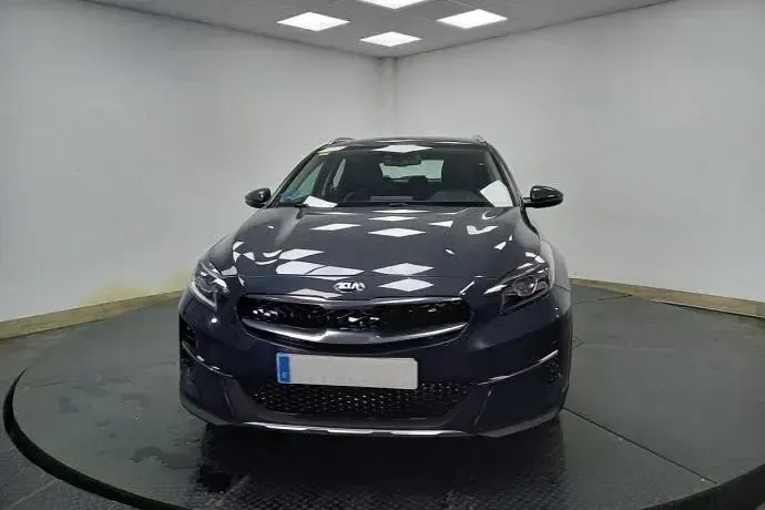 Usado Kia XCeed 141 CV (103 kW) 2021 Gris SUV