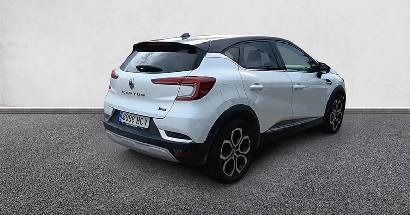 Usado Renault Captur Techno 145 CV (106 kW) 2022 SUV