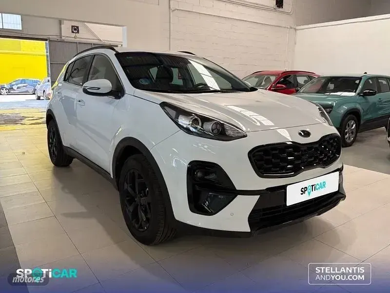 Usado Kia Sportage 136 CV (100 kW) 2022 Blanco SUV