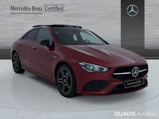 Usado Mercedes CLA220 190 CV (139 kW) 2022 Manufaktur rojo patagonia Berlina