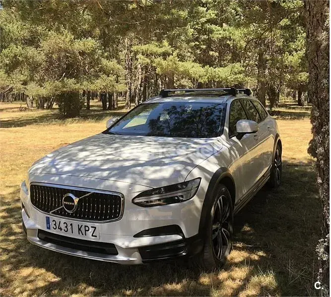Usado Volvo V90 CC 190 CV (139 kW) 2018 Blanco Familiar