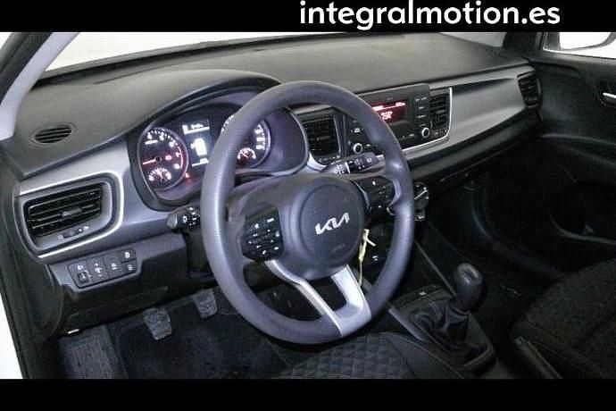 Usado Kia Rio 100 CV (73 kW) 2022