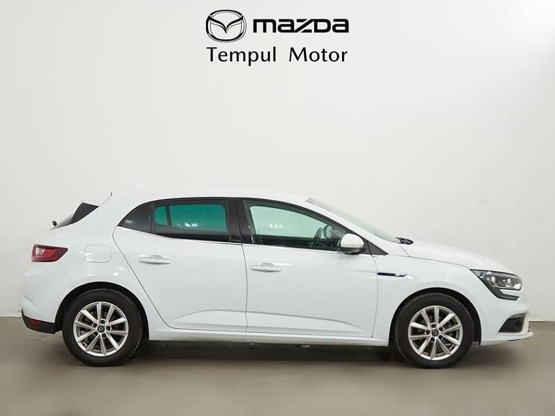 Usado Renault Mégane IV 90 CV (66 kW) 2017 Blanco Berlina