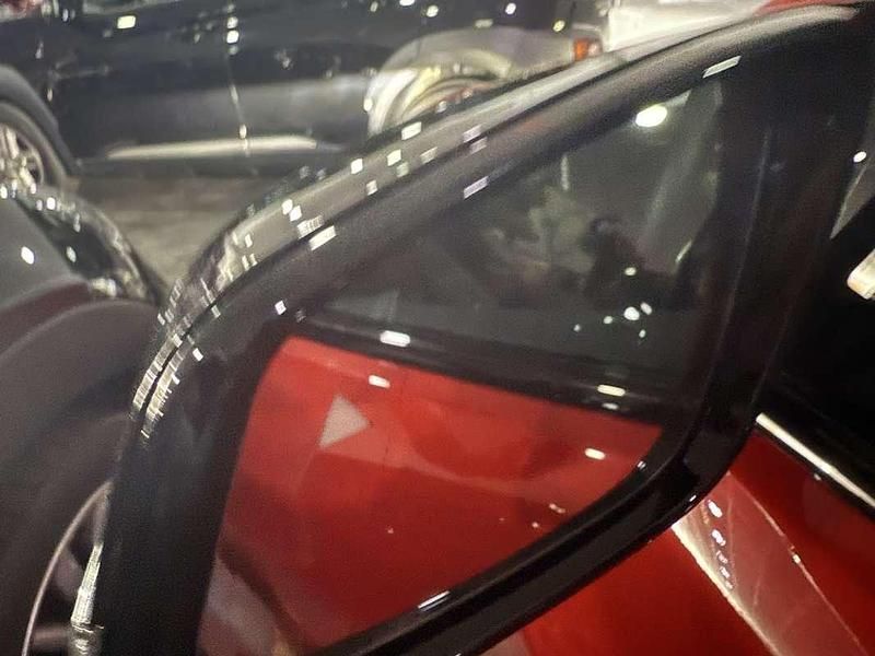Rojo Usado 2021 BMW M135 Utilitario | 37.500 € (Precio justo) - Imagen 1/4