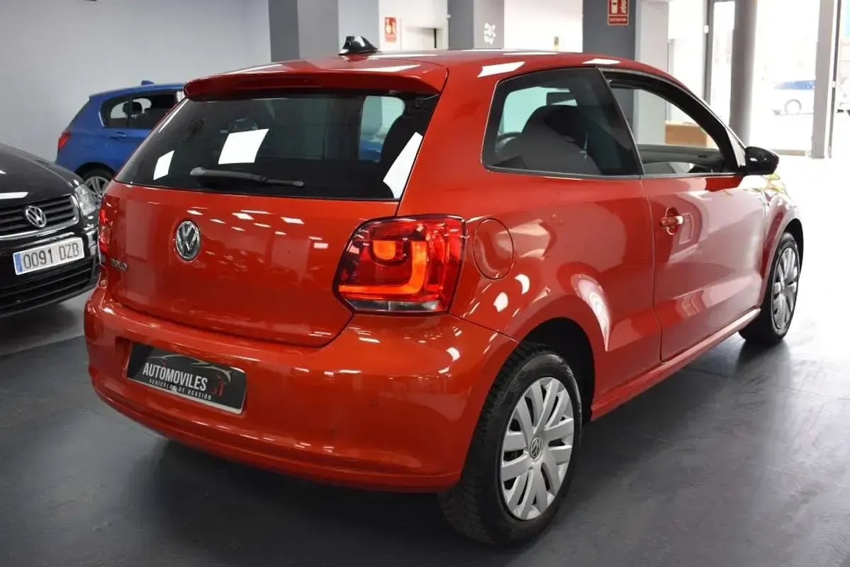 Usado VW Polo Advance 69 CV (50 kW) 2013 Utilitario