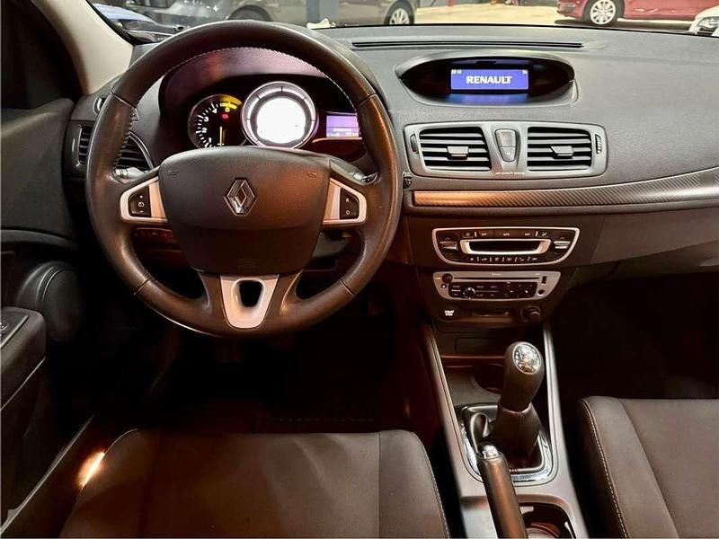 Usado Renault Mégane III Expression 90 CV (66 kW) 2012 Blanco Utilitario