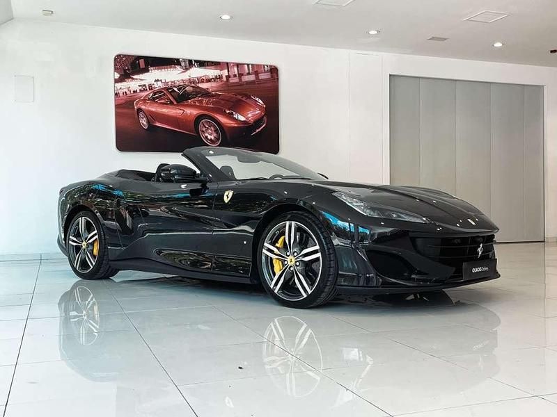 Negro Usado 2020 Ferrari Portofino Coupe | 229.000 € (Precio justo) - Imagen 1/4