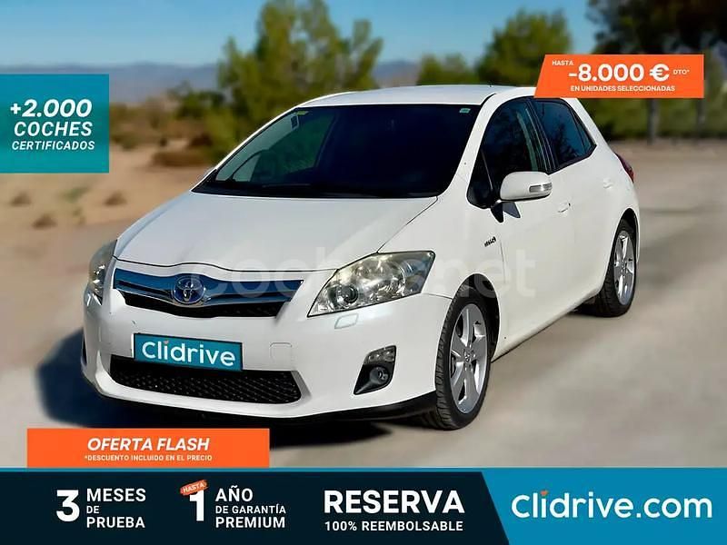 Blanco Usado 2011 Toyota Auris Hybrid Active Berlina | 5990 € (Buen precio) - Imagen 1/3