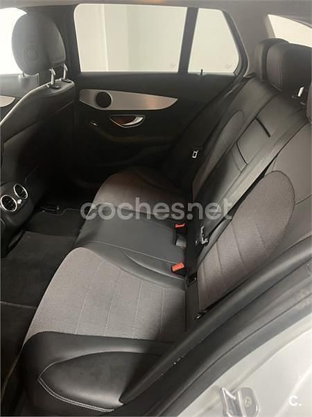 Usado Mercedes C220 194 CV (142 kW) 2020 Gris / plata Familiar