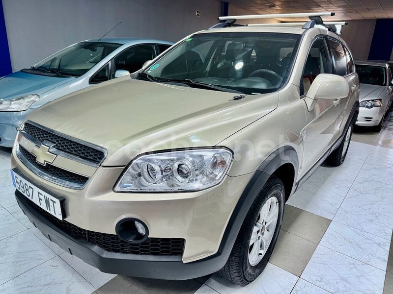 Beige Usado 2007 Chevrolet Captiva LS SUV | 5490 € (Precio justo) - Imagen 1/4