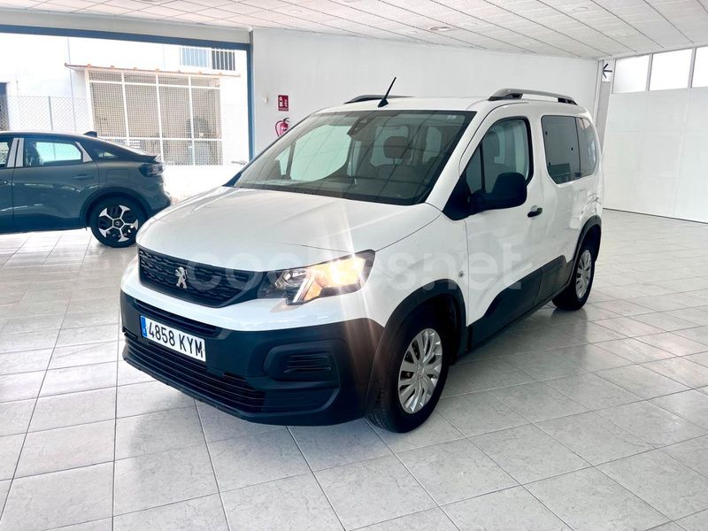 Blanco Usado 2019 Peugeot Rifter Access Monovolumen | 14.900 € (Un poco caro) - Imagen 1/4