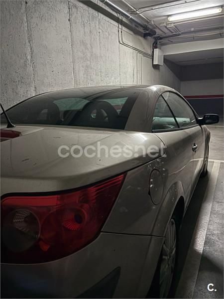 Usado Renault Mégane Cabriolet Dynamique 120 CV (88 kW) 2005 Beige Descapotable