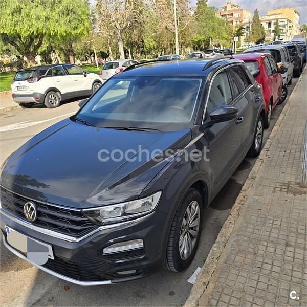 Usado VW T-Roc Advance 150 CV (110 kW) 2021 Gris / plata SUV