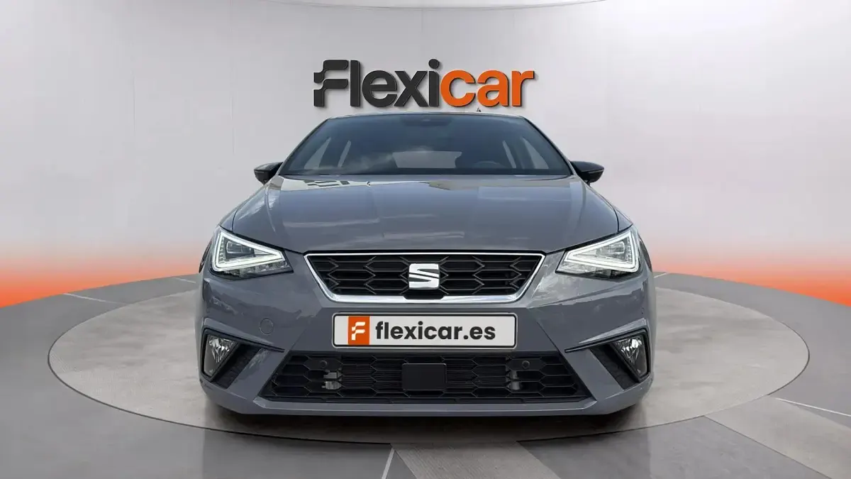 Usado Seat Ibiza FR 150 CV (110 kW) 2024 Gris Utilitario