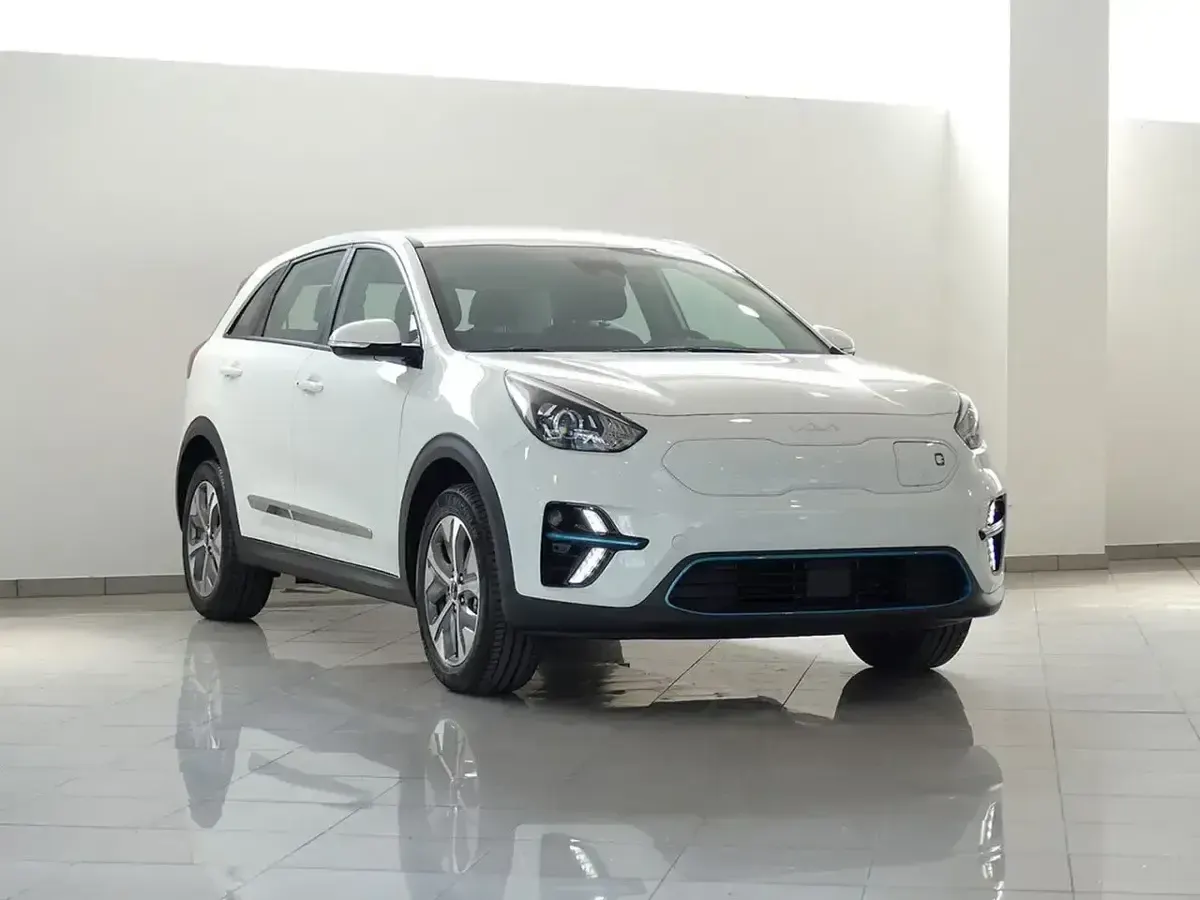 Usado Kia e-Niro 100 kW (136 CV) 2022 Blanco SUV