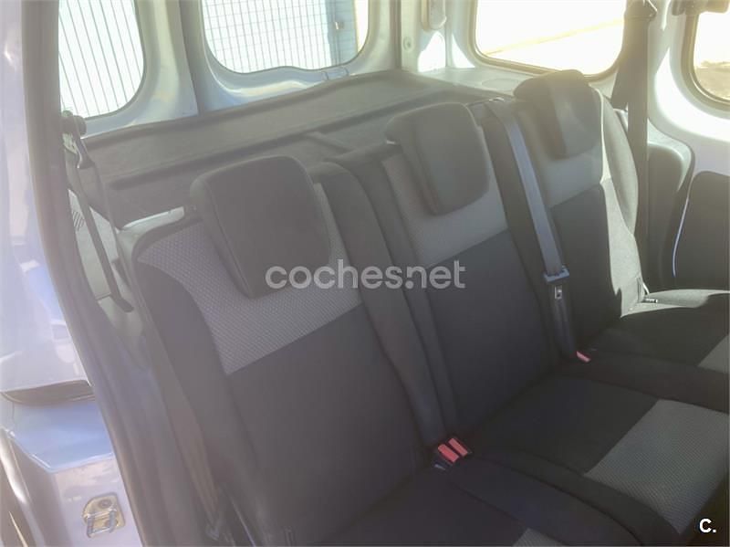 Usado Renault Kangoo Edition One 95 CV (69 kW) 2021 Blanco Monovolumen