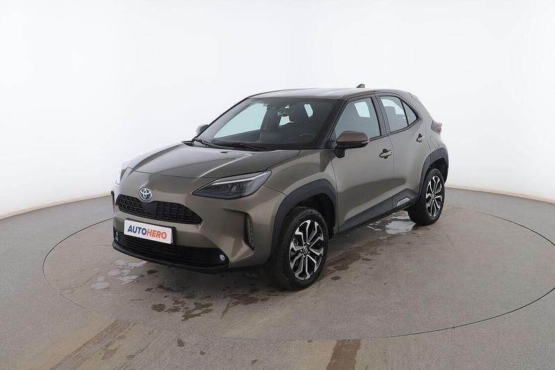 Usado Toyota Yaris Cross Active 116 CV (85 kW) 2023 Verde SUV