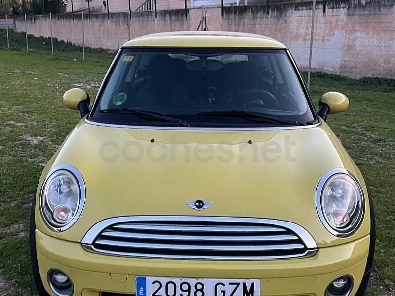 Usado Mini ONE 95 CV (69 kW) 2010 Amarillo Utilitario