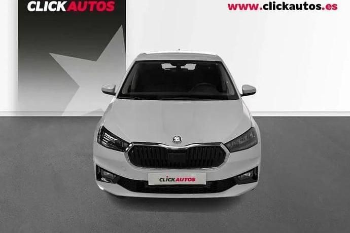Usado Skoda Fabia Selection 115 CV (84 kW) 2025 Plata Utilitario
