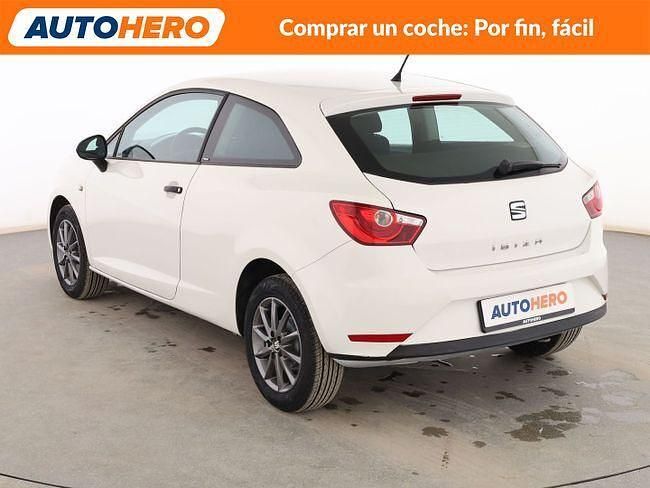 Usado Seat Ibiza I-Tech 70 CV (51 kW) 2015 Blanco Utilitario