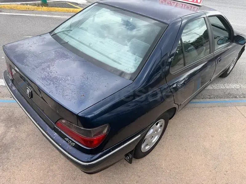 Usado Peugeot 406 110 CV (80 kW) 1999 Azul Berlina