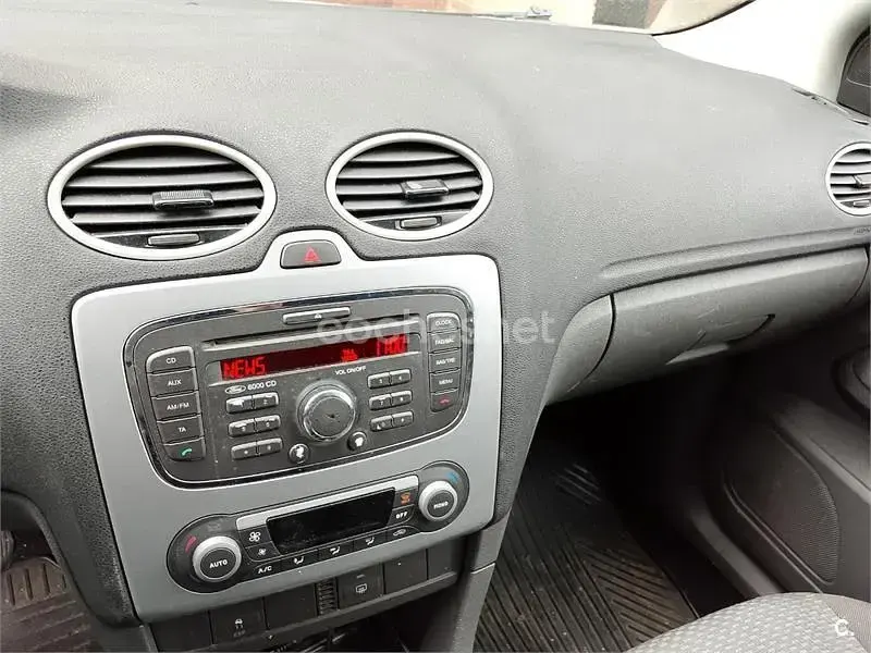 Brugt Ford Focus Ambiente 90 HK (66 kW) 2007 Blå Sedan