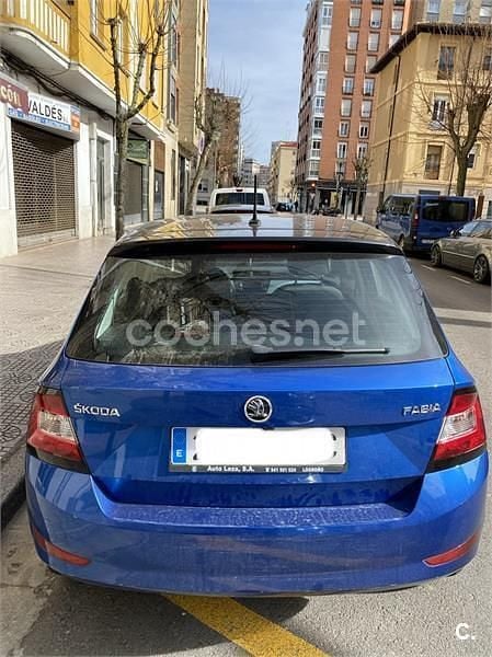 Usado Skoda Fabia Monte Carlo 95 CV (69 kW) 2018 Azul Berlina