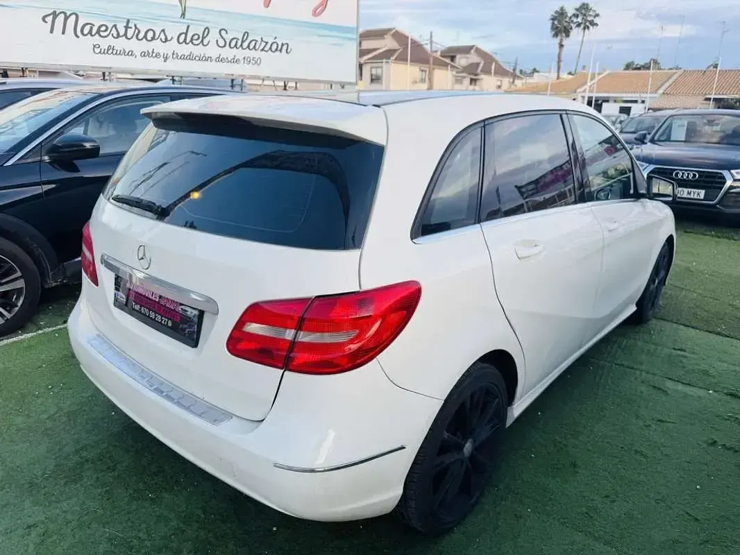 Usado Mercedes B200 136 CV (100 kW) 2013 Monovolumen