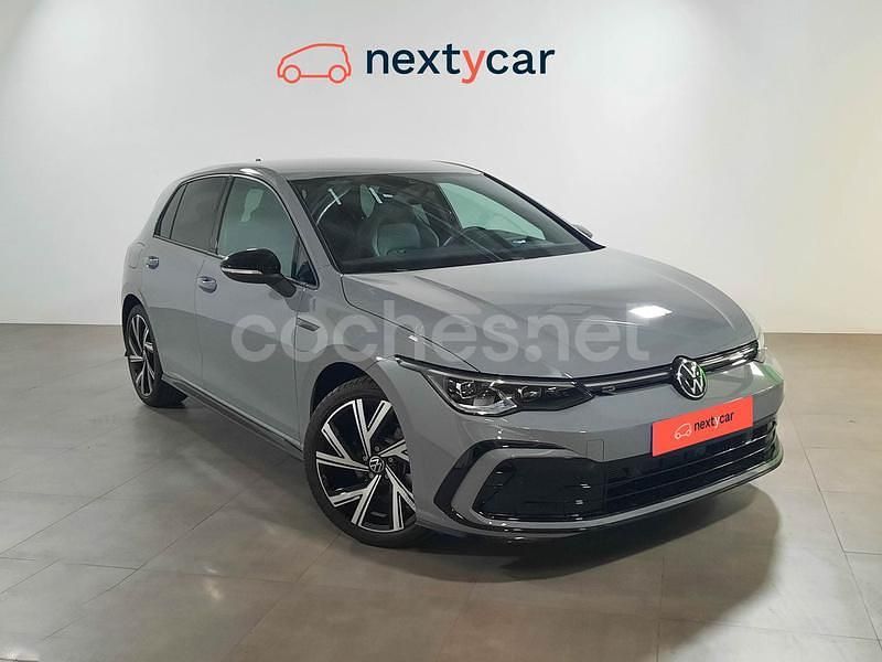 Gris / plata Usado 2023 VW Golf VIII R-line Berlina | 34.900 € (Caro) - Imagen 1/4