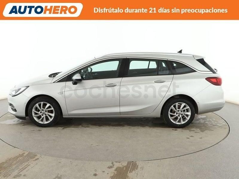Usado Opel Astra Elegance 145 CV (106 kW) 2020 Gris Familiar