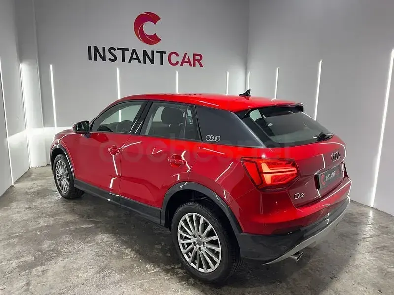 Usado Audi Q2 Advanced Plus 116 CV (85 kW) 2019 Rojo SUV
